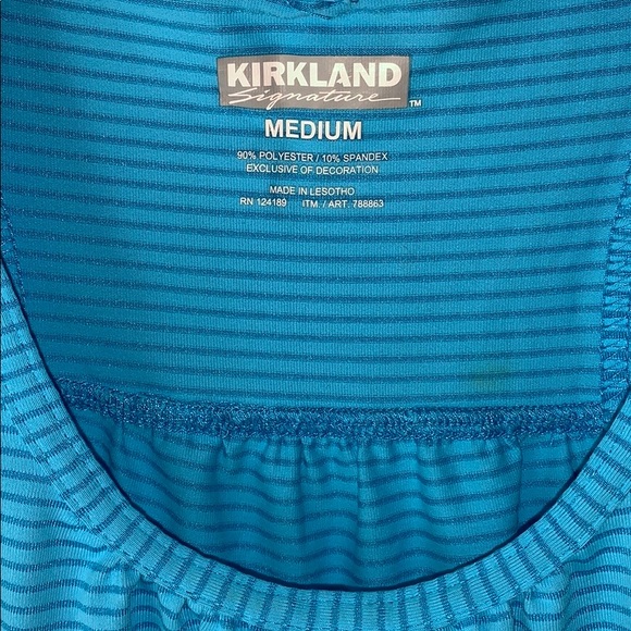 Kirkland blue active tank - Picture 3 of 4